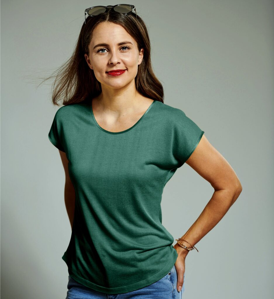 Cinda Leinen Seide T-Shirt von in sommerpetrol