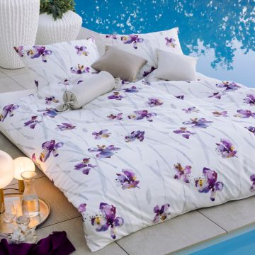Bettwäsche aus Lyocell  Pure Luxury Anacapri weiß lila mit Blumenmuster von HEFEL